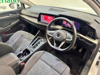 USED 2020 70 VOLKSWAGEN GOLF 2.0 TDI Style Estate 5dr Diesel DSG Euro 6 (s/s) (150 ps) 2 keys, digi dash, apple Car Play