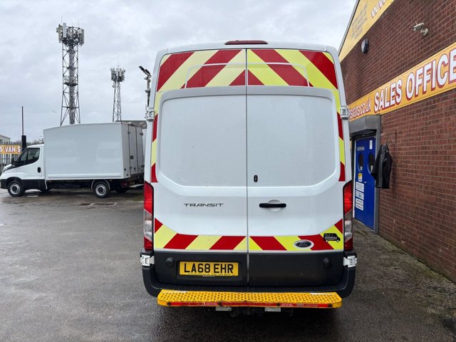 2019 FORD TRANSIT T350 M.W.B HITOP EX BT FLEET 55OOO MLS ONLY NICE SPEC - Photo 3