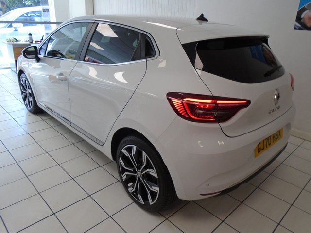 2020 RENAULT CLIO 1.0 TCe S Edition Hatchback 5dr Petrol Manual Euro 6 (s/s) (100 ps) - Photo 4