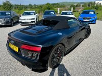 USED 2017 17 AUDI R8 5.2 FSI V10 Spyder 2dr Petrol S Tronic quattro Euro 6 (s/s) (540 ps) 