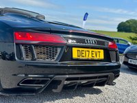 USED 2017 17 AUDI R8 5.2 FSI V10 Spyder 2dr Petrol S Tronic quattro Euro 6 (s/s) (540 ps) 