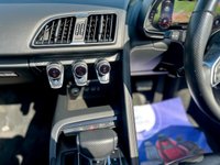USED 2017 17 AUDI R8 5.2 FSI V10 Spyder 2dr Petrol S Tronic quattro Euro 6 (s/s) (540 ps) 