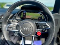USED 2017 17 AUDI R8 5.2 FSI V10 Spyder 2dr Petrol S Tronic quattro Euro 6 (s/s) (540 ps) 