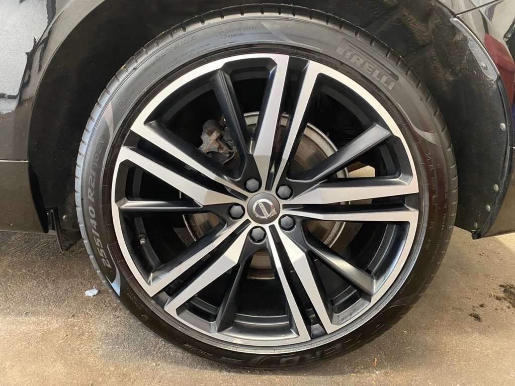 USED 2018 68 VOLVO XC60 2.0 D4 R-Design Pro SUV 5dr Diesel Auto AWD Euro 6 (s/s) (190 ps) SUNROOF 360 CAMERA HEATED SEATS