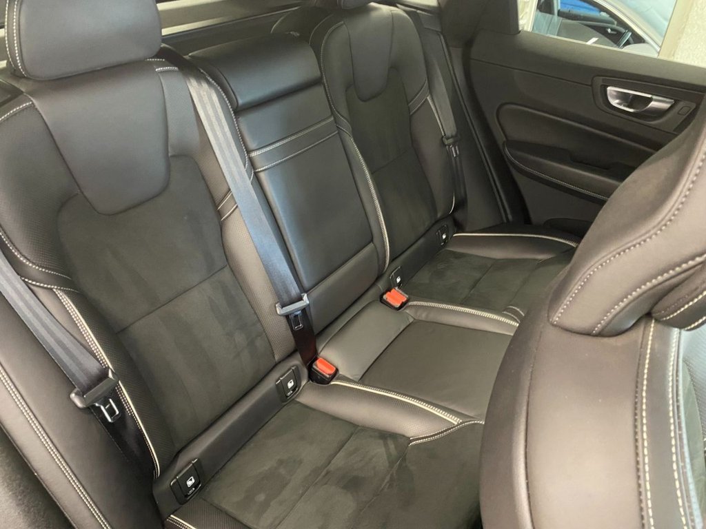 USED 2018 68 VOLVO XC60 2.0 D4 R-Design Pro SUV 5dr Diesel Auto AWD Euro 6 (s/s) (190 ps) SUNROOF 360 CAMERA HEATED SEATS