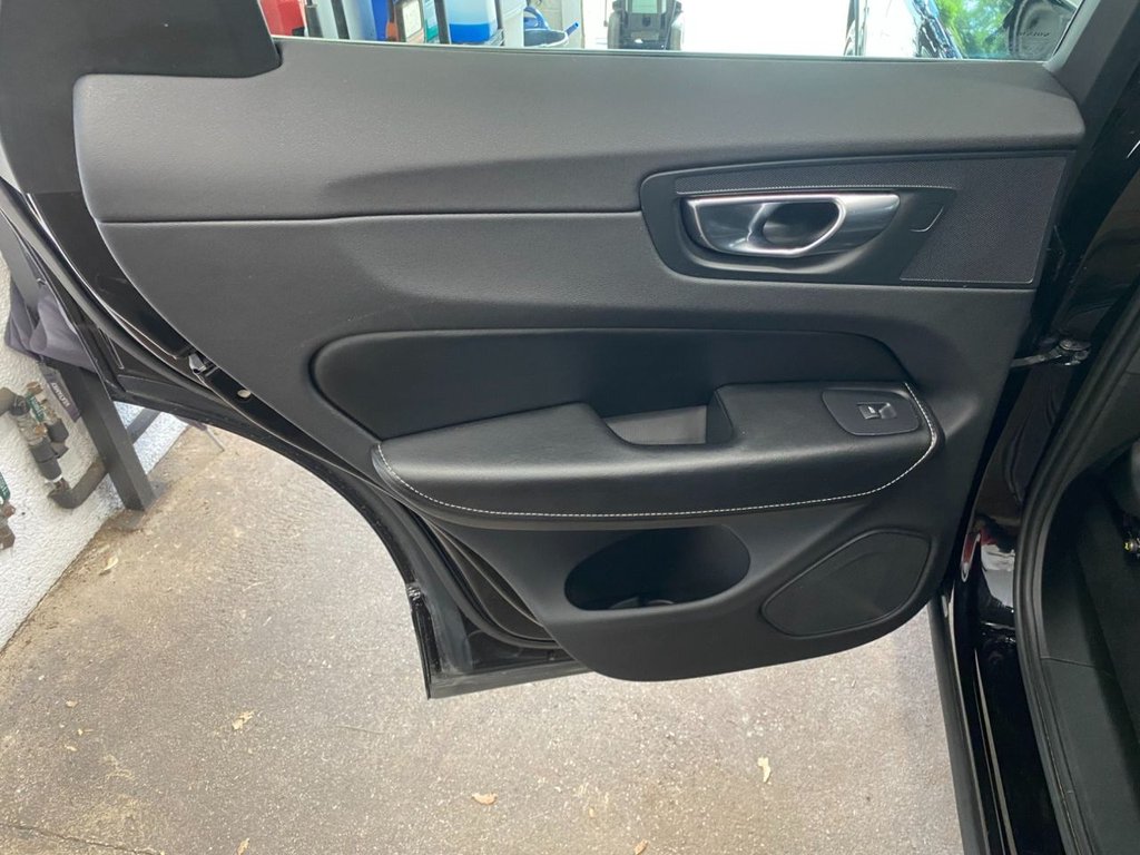 USED 2018 68 VOLVO XC60 2.0 D4 R-Design Pro SUV 5dr Diesel Auto AWD Euro 6 (s/s) (190 ps) SUNROOF 360 CAMERA HEATED SEATS