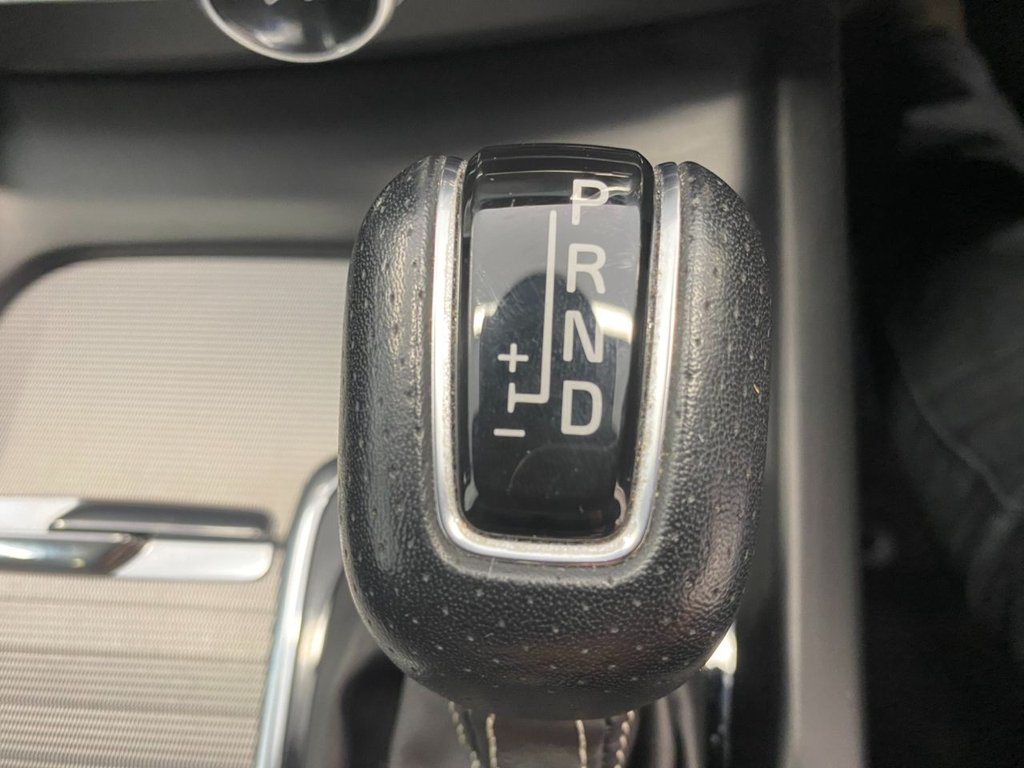 USED 2018 68 VOLVO XC60 2.0 D4 R-Design Pro SUV 5dr Diesel Auto AWD Euro 6 (s/s) (190 ps) SUNROOF 360 CAMERA HEATED SEATS
