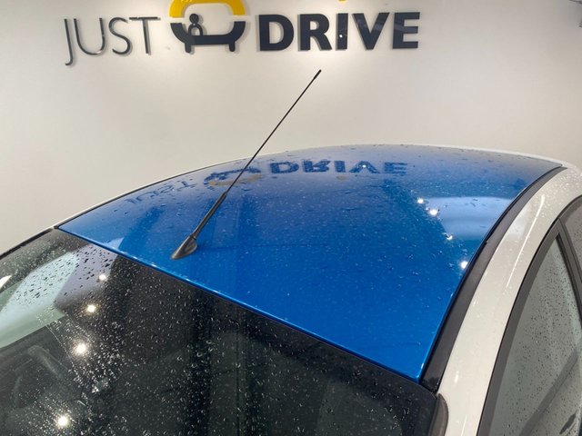 2016 Ford Fiesta 1L Zetec White Edition 3dr - Photo 9