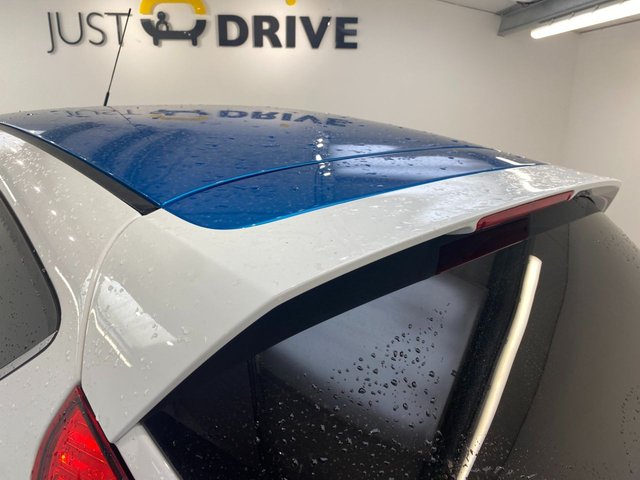 2016 Ford Fiesta 1L Zetec White Edition 3dr - Photo 11