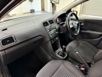 USED 2011 06 VOLKSWAGEN POLO 1.2 Moda Hatchback 5dr Petrol Manual Euro 5 (60 ps) 15"ALLOYS +PRIV GLASS+AUX CON