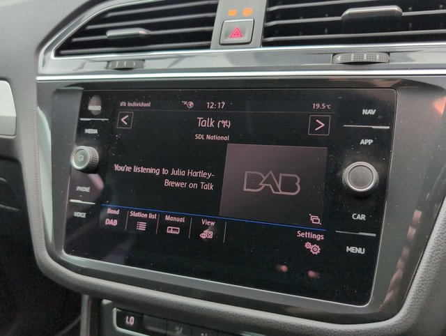 USED 2018 67 Volkswagen Tiguan 2.0 TDI SE Navigation Suv 5dr Diesel DSg 4motion Euro 6 (s/S) (150 Ps) - Cruise, Alloy, Climate