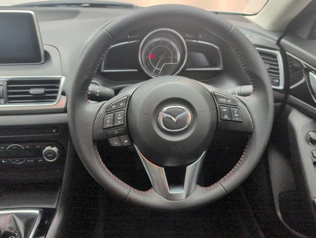 USED 2016 16 Mazda Mazda3 2.0 Skyactiv-G Sport Nav Fastback 4dr Petrol Manual Euro 5 (s/S) (120 Ps) - Heated Seats + Cruise Control