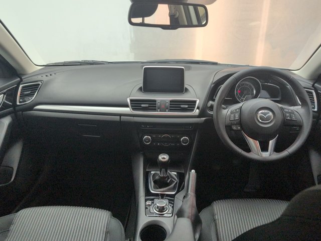 USED 2016 16 Mazda Mazda3 2.0 Skyactiv-G Sport Nav Fastback 4dr Petrol Manual Euro 5 (s/S) (120 Ps) - Heated Seats + Cruise Control