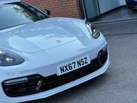 USED 2017 67 PORSCHE PANAMERA 2.9 V6 E-Hybrid 14kWh 4 Saloon 5dr Petrol Plug-in Hybrid PDK 4WD Euro 6 (s/s) (462 ps) HIGH SPEC