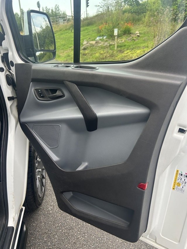 2017 FORD TRANSIT CUSTOM - Photo 9