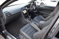 USED 2017 67 VOLKSWAGEN GOLF 2.0 TSI R Hatchback 3dr Petrol Manual 4Motion Euro 6 (s/s) (310 ps) LEATHER / MILLTEK / 19" BOLA'S