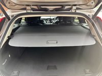 USED 2018 18 VOLVO V60 2.0 D4 Momentum Pro Estate 5dr Diesel Auto Euro 6 (s/s) (190 ps) Huge Spec Nice Example