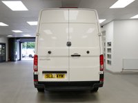 USED 2022 22 VOLKSWAGEN CRAFTER CR35 2.0 TDI 140 BHP MWB TRENDLINE HIGH ROOF ( SAT NAV / AIR CON ) 1 OWNER | MEDIUM | SAT NAV | AIR CON