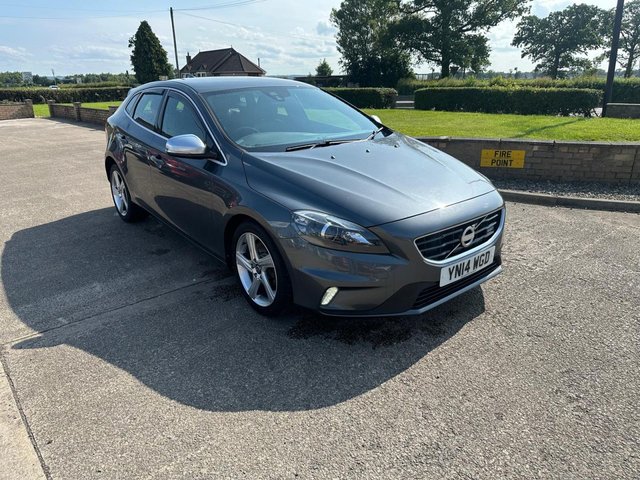 2014 VOLVO V40 - Photo 3