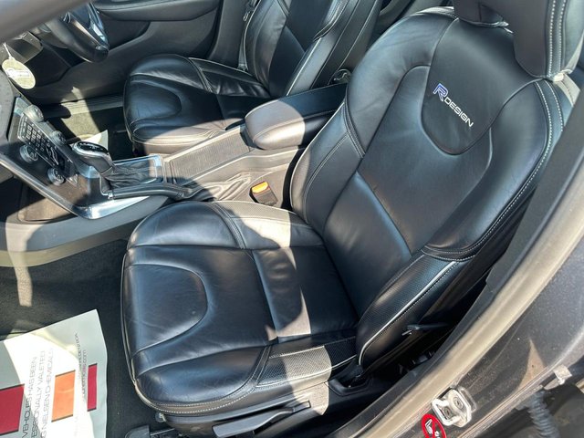 2014 VOLVO V40 - Photo 7