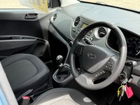 USED 2017 17 HYUNDAI I10 1.2 SE Hatchback 5dr Petrol Manual Euro 6 (87 ps) 1 OWNER/ FULL SERVICE HISTORY