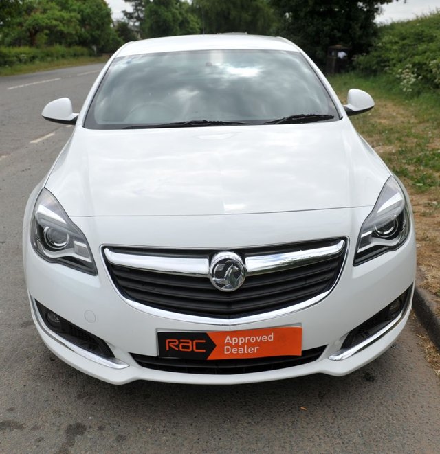 2017 VAUXHALL INSIGNIA - Photo 2
