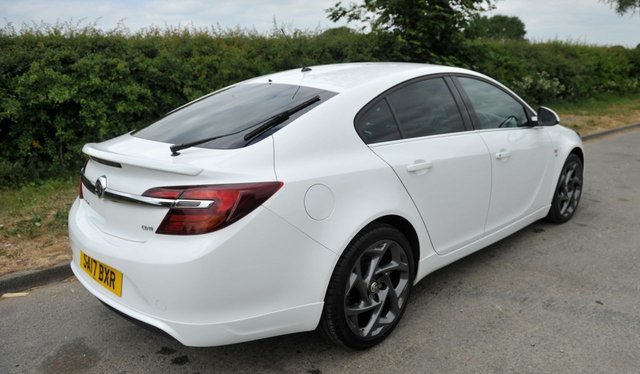 2017 VAUXHALL INSIGNIA - Photo 6