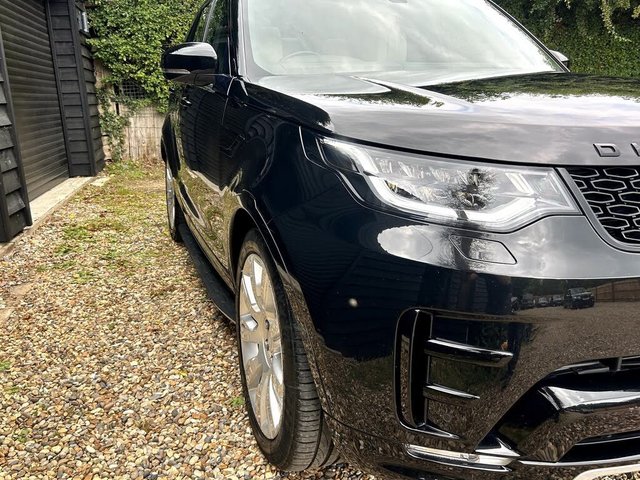 View our LAND ROVER DISCOVERY