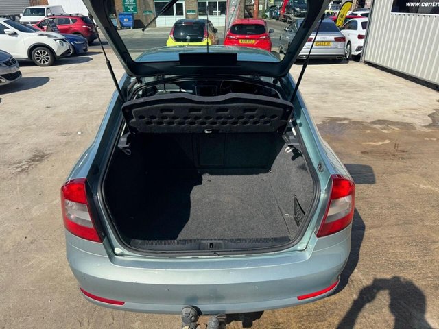 2009 SKODA OCTAVIA - Photo 8