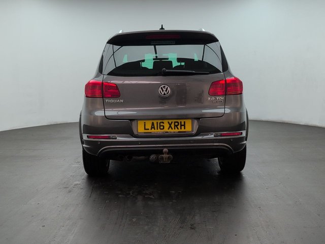 USED 2016 16 Volkswagen Tiguan 2.0 TDI Bluemotion Tech R-Line Edition Suv 5dr Diesel Manual 4WD Euro 6 (s/S) (150 Ps) - Privacy, Dab, Alloy