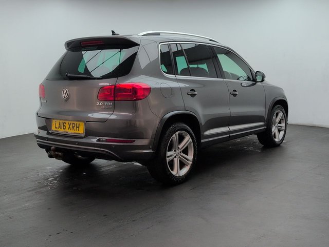 USED 2016 16 Volkswagen Tiguan 2.0 TDI Bluemotion Tech R-Line Edition Suv 5dr Diesel Manual 4WD Euro 6 (s/S) (150 Ps) - Privacy, Dab, Alloy