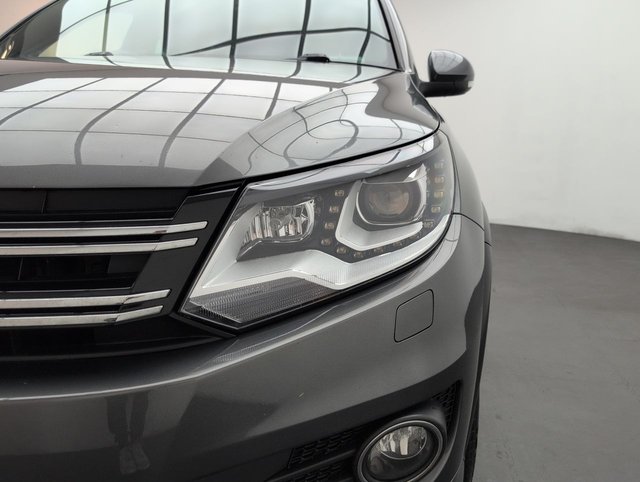 USED 2016 16 Volkswagen Tiguan 2.0 TDI Bluemotion Tech R-Line Edition Suv 5dr Diesel Manual 4WD Euro 6 (s/S) (150 Ps) - Privacy, Dab, Alloy