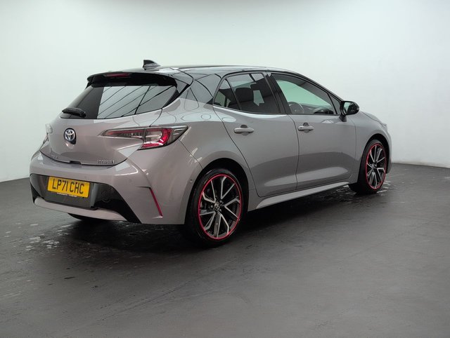 USED 2022 71 Toyota Corolla 1.8 Vvt-H Gpf Excel Hatchback 5dr Petrol Hybrid Cvt Euro 6 (s/S) (122 Ps) - Satnav, Heated Seats, Alloy