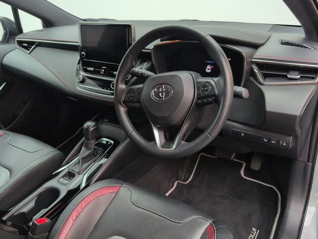 USED 2022 71 Toyota Corolla 1.8 Vvt-H Gpf Excel Hatchback 5dr Petrol Hybrid Cvt Euro 6 (s/S) (122 Ps) - Satnav, Heated Seats, Alloy