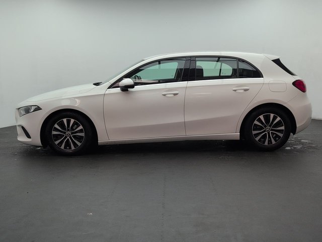 USED 2020 70 Mercedes-Benz A Class 1.3 A180 SE Hatchback 5dr Petrol Manual Euro 6 (s/S) (136 Ps) - Sat Nav, Reverse Cam, Bluetooth