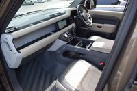 USED 2020 62 LAND ROVER DEFENDER 2.0 SD4 First Edition SUV 5dr Diesel Auto 4WD Euro 6 (s/s) (240 ps) DEPLOYABLE TOW BAR / PANROOF