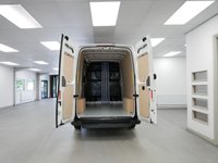 USED 2022 22 VOLKSWAGEN CRAFTER CR35 2.0 TDI 140 BHP MWB TRENDLINE AUTOMATIC  ( SAT NAV ) AUTOMATIC | MEDIUM | SAT NAV | AIR CON