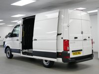 USED 2022 22 VOLKSWAGEN CRAFTER CR35 2.0 TDI 140 BHP MWB TRENDLINE AUTOMATIC  ( SAT NAV ) AUTOMATIC | MEDIUM | SAT NAV | AIR CON