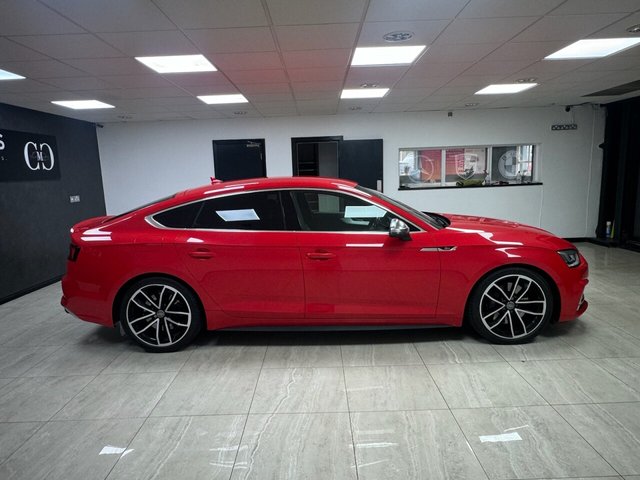 View our AUDI S5