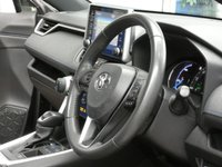 USED 2021 21 TOYOTA RAV4 2.5 VVT-h GPF Dynamic SUV 5dr Petrol Hybrid CVT Euro 6 (s/s) (218 ps) STUNNING EXAMPLE SAT NAV SUNROOF PART LEATHER HEATED SEATS REAR VIEW CAMERA CRUISE CONTROL PARKING SENSORS 1 OWNER SERVICE HISTORY TOYOTA WARRANTY TILL 2031
