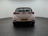 USED 2018 18 Toyota Auris 1.8 Vvt-H Design Hatchback 5dr Petrol Hybrid Cvt Euro 6 (s/S) (136 Ps) - Cruise, Satnav, Alloy