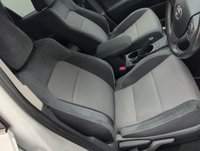 USED 2018 18 Toyota Auris 1.8 Vvt-H Design Hatchback 5dr Petrol Hybrid Cvt Euro 6 (s/S) (136 Ps) - Cruise, Satnav, Alloy