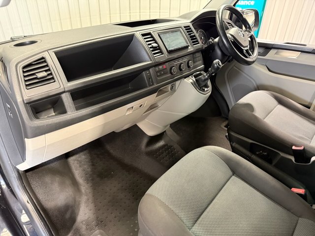 2017 VOLKSWAGEN TRANSPORTER - Photo 5