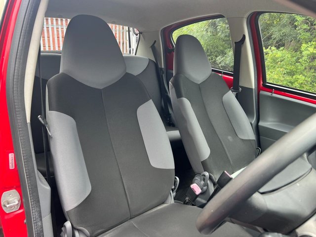 2010 CITROEN C1 1.0i VT Hatchback 5dr Petrol Manual Euro 4 (68 ps) - Photo 12