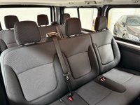 USED 2019 69 RENAULT TRAFIC 2.0 dCi ENERGY 30 Business Minibus Double Cab 5dr Diesel Manual LWB Euro 6 (s/s) (9 Seat) (120 ps) 