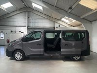 USED 2019 69 RENAULT TRAFIC 2.0 dCi ENERGY 30 Business Minibus Double Cab 5dr Diesel Manual LWB Euro 6 (s/s) (9 Seat) (120 ps) 