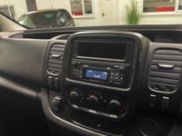 USED 2019 69 RENAULT TRAFIC 2.0 dCi ENERGY 30 Business Minibus Double Cab 5dr Diesel Manual LWB Euro 6 (s/s) (9 Seat) (120 ps) 