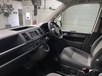 USED 2019 69 VOLKSWAGEN TRANSPORTER SHUTTLE 2.0 TDI SE Minibus Double Cab 5dr Diesel DSG FWD LWB Euro 6 (s/s) (150 ps) IMMACULATE 1 OWNER FULL VW S/H