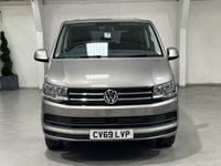 USED 2019 69 VOLKSWAGEN TRANSPORTER SHUTTLE 2.0 TDI SE Minibus Double Cab 5dr Diesel DSG FWD LWB Euro 6 (s/s) (150 ps) IMMACULATE 1 OWNER FULL VW S/H