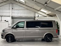 USED 2019 69 VOLKSWAGEN TRANSPORTER SHUTTLE 2.0 TDI SE Minibus Double Cab 5dr Diesel DSG FWD LWB Euro 6 (s/s) (150 ps) IMMACULATE 1 OWNER FULL VW S/H